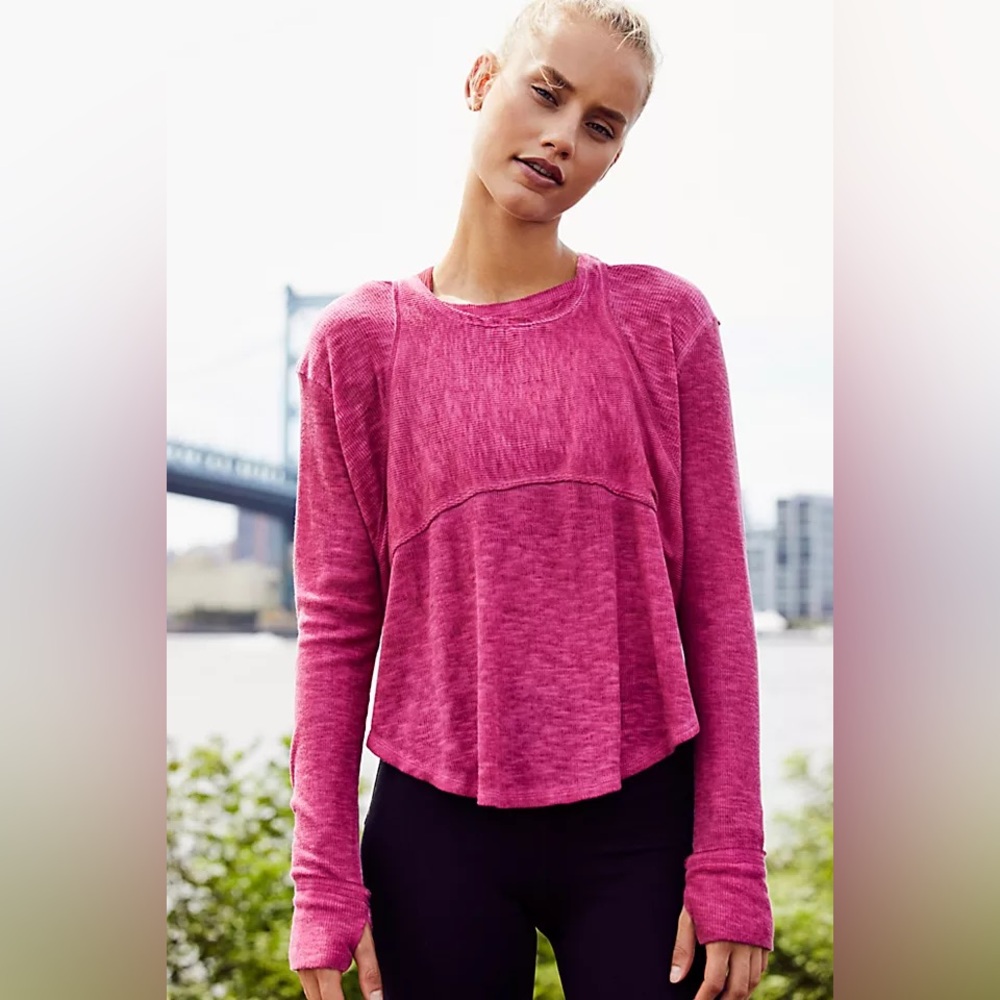 Free People Movement Zenith High Low Tee in Pink Size Medium
